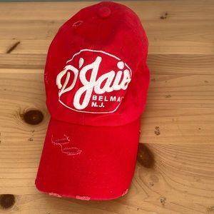Djais dad hat